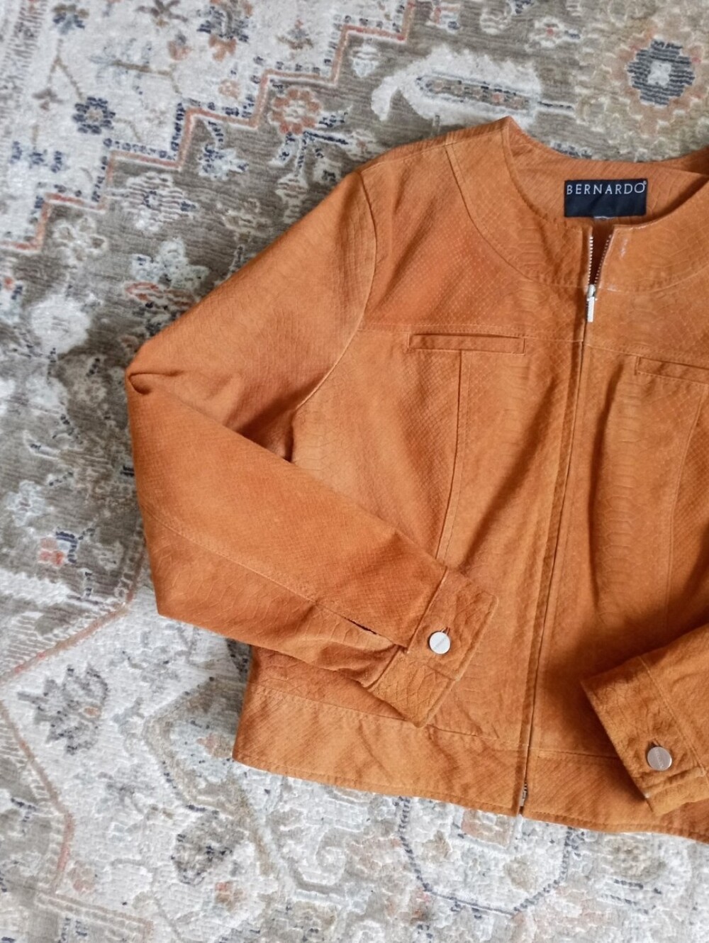 Bernardo vintage Y2K brown suede leather jacket - Picture 2 of 8